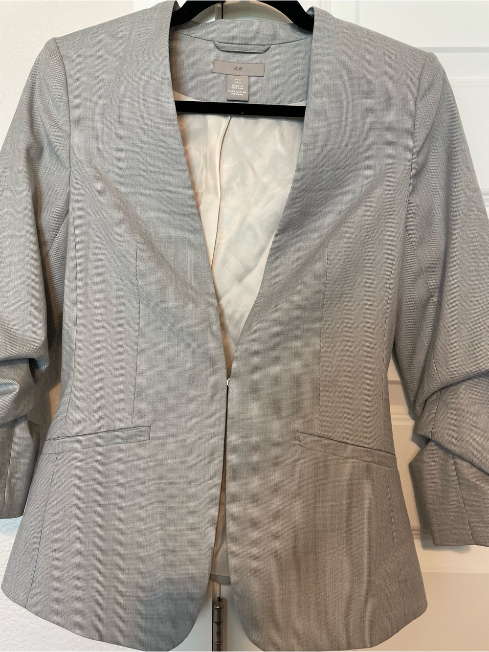 H&M Light Gray Collarless Blazer